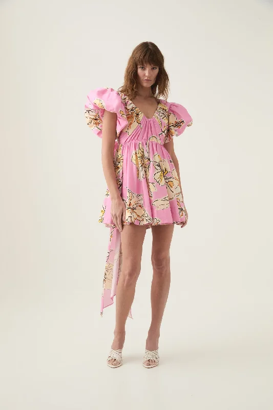 mini dresses-perfect for a sunny dayGretta Bow Back Mini Dress