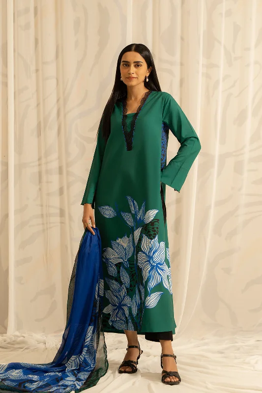 Maxi dresses with ruffles for evening events-Izaal Long