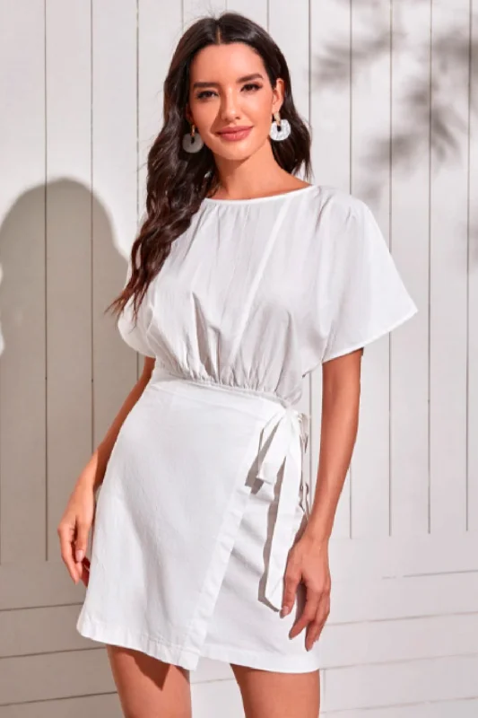 Midi dresses for weekend barbecues-Wrap Waist Backless Solid Midi Dress