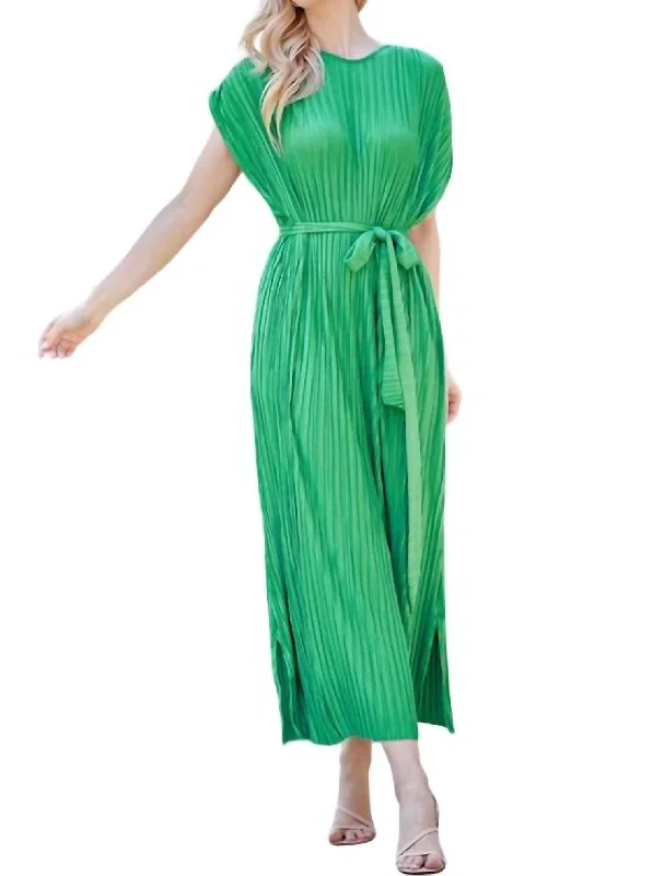 Midi dresses with balloon sleeves-Plisse Midi Dress In Green