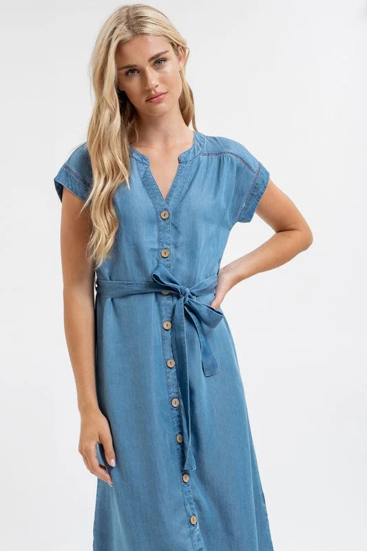 Midi dresses for an outdoor celebration-CHARLI CHAMBRAY BUTTON DOWN BELTED MIDI DRESS S-2XL