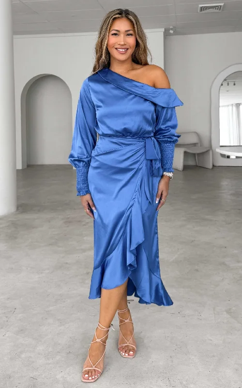 Midi dresses for an outdoor celebration-Zanai Midi Dress - Classic Blue