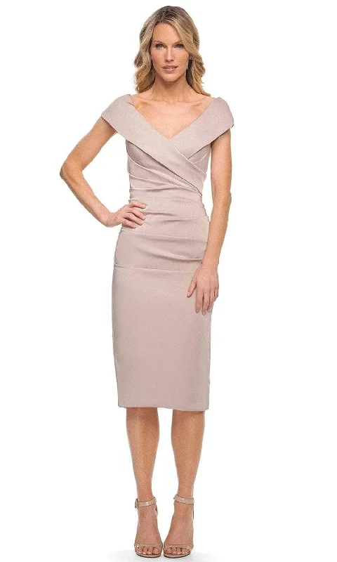 Party dress for a glamorous exclusive birthday-La Femme - Cap Sleeve Jersey Cocktail Dress 30110SC