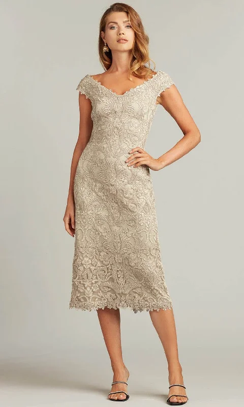 Party dress for a high-end luxury VIP fashion gathering-Tadashi Shoji ALX21244MD - Rodin Embroidered Tulle Dress