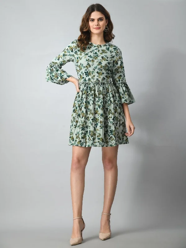 mini dresses-perfect for trendy street attireWomen's Round Neck Floral Printed Mini Dress - Green